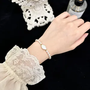 Natürliches Barock Perlen Armband süßer Stil elastischer Perlenschmuck eleganter Look