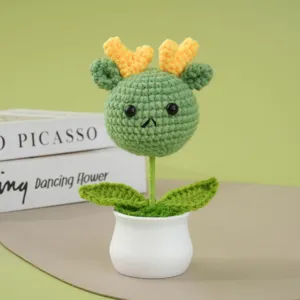 Handgemaakte gehaakte groene dierlijke potplant gebreide wol creatieve huisdecoratie cadeau.