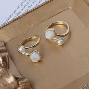 Minimalistischer offener Perlenring für Damen, verstellbarer Goldring mit Muscheldekor