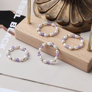 Handgemachte natürliche Süßwasserperle und Amethyst Perlenringe elastisches Design Schmuck