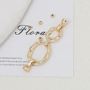 Conector de joyería DIY chapado en oro con micro circón para pulsera collar hechos a mano.