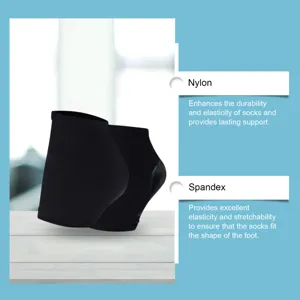 Schwarze Fersensocken Detailansicht mit Nylon und Spandex Material für stabilen Halt.