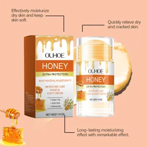 Detalle de barra de crema de manos y pies con miel OUHOE y extractos naturales.