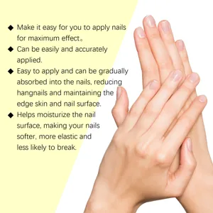 Detail van nagelverzorging met voedende handtoepassing en hydraterende werking op de nagelriemen.