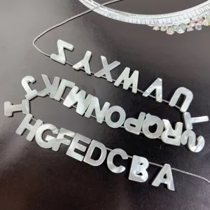 Natürliche Perlmutt 26 Alphabet Buchstaben Halskette Anhänger DIY Mode Schmuck Zubehör