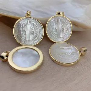Classic round natural mother-of-pearl pendant necklace DIY jewelry accessories for women.