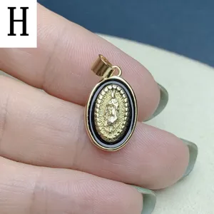Pendentif ovale en émail Guadalupe collier religieux doré breloque de bijoux DIY détail