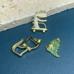 Pendentifs dinosaure et chat en zircon micro-serti accessoires DIY pour colliers boucles