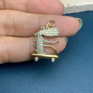 Pendentif dinosaure en zircone cubique, joli accessoire de bijou DIY doré pour collier et boucles.