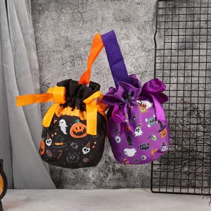 Ensemble de sacs de bonbons d'Halloween, pochettes citrouille en tissu pour enfants.