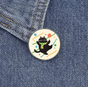 Süße Cartoon schwarze Katze Ballon Metall Brosche Pin Detailansicht für Taschen und Kleidung