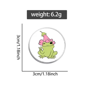 Detailed view showing dimensions 3cm and weight 6.2g of the cute frog metal brooch pin.