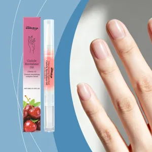 Gedetailleerd overzicht van South Moon kersen nagelriemolie pen voor nagelverzorging en hydratatie.