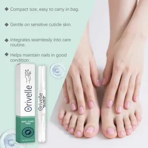 Draagbare nagelverzorgingspen voor gezonde nagelriemen en dagelijkse hydratatie. 2ml
