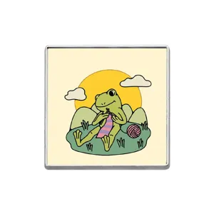 Rétro mignon grenouille dessin animé broche en métal, badge décoratif pour vêtements.