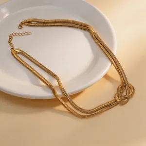 Collana catena nodo texture metallo, gioiello stile punk in acciaio inox per donne.