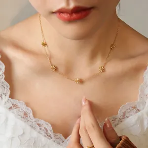 Stainless Steel Daisy Flower Gold Plated Necklace Fresh Daisy Bracelet Stud Earrings Women Fashion Jewelry Floral Design Gift