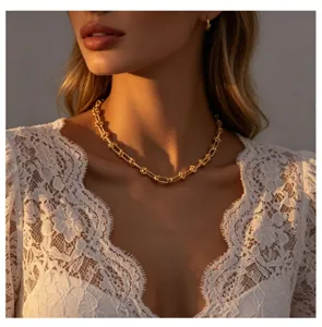 Collier en chaîne nouée en acier inoxydable plaqué or 18k exquis, bijoux tendance pour femmes.