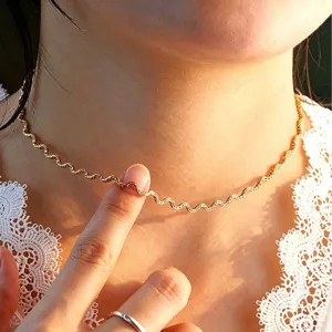 Chic 18K gold plated wavy chain necklace, stainless steel minimalist clavicle choker jewelry.