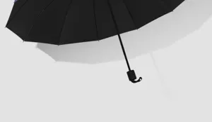 Großer schwarzer Regenschirm, windfester faltbarer Taschenschirm für Sonne und Regen.
