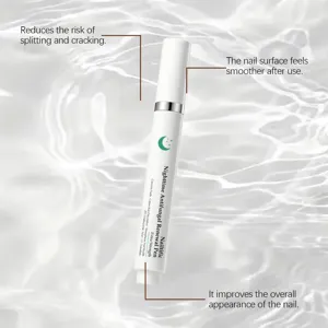 Detail view of the nighttime antifungal nail care renewal pen for smooth and healthy nails.