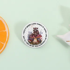 Spilla Distintivo in Lega di Fungo Procione Cartone Animato Divertente Spilla da Risvolto Sarcasmo Ufficio Umoristico Regalo per Decorazione Borsa Vestiti