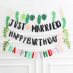 Forest Style Birthday Letter Banner Just Married Leaf Garland Non-Woven Fabric Hanging Flag For Party Decoration Wedding Supplies Baby Birthday Party Decor