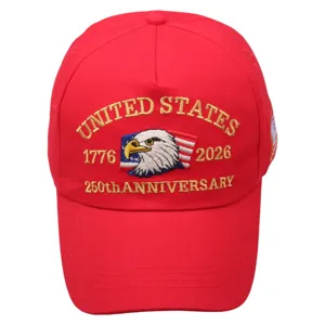 Casquette de baseball rouge brodée avec aigle et logo du 250e anniversaire des États-Unis.