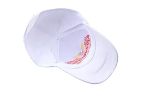 Witte honkbalpet in detail, voorzien van binnenborduurwerk, casual zonnekap hoed.