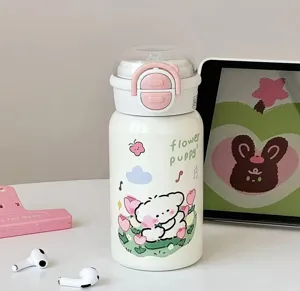 Deliziosa bottiglia termica in acciaio inox con stampa cucciolo e tappo doppio rosa.