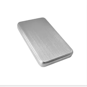 Stainless steel ice pack for lunch box, reusable cooling plate for portable food preservation.