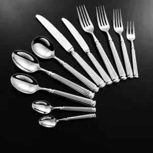 304 Edelstahl Westliches Besteck Römischer Säulengriff Messer Gabel Löffel Luxus Tafelservice Hotel Steak Bestekset