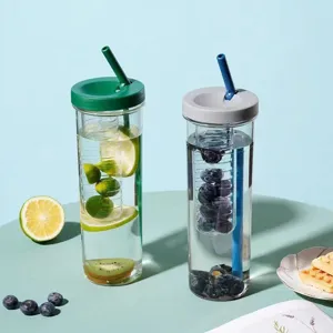 Portable fruit infusion water bottle with straw and filter, large capacity plastic cup for daily use