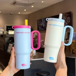 Neuer 316 Edelstahl Becher mit Strohhalm, Griff und großer Kapazität für den Alltag.