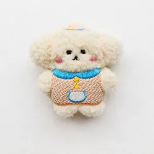 Simpatico ciondolo in peluche di cane soffice, spilla per cucciolo ricamata per decorare zaino.