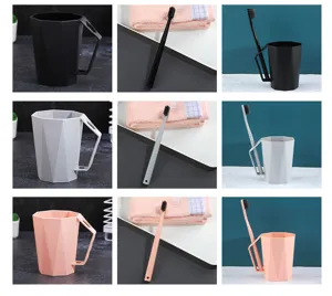 Diamond plastic toothbrush cup with handle, modern minimalist mouthwash cup for bathroom use.