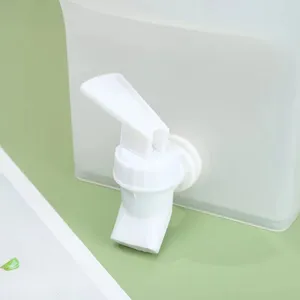 3.5L large capacity cold water kettle with faucet, plastic beverage dispenser for fridge.