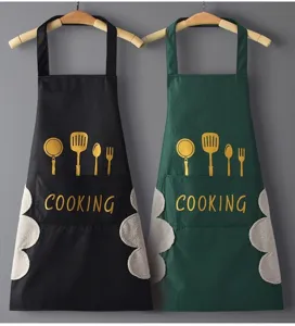Waterproof kitchen apron with pockets and hand towels, oil-resistant cooking apron for adults.
