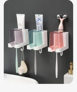 Wandmontabele tandenborstelhouder set met omgekeerde mondwaterbekers badkamer opslagrek