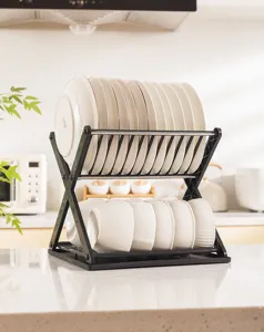 Vista detallada del escurridor de platos de cocina en forma de X de doble nivel para vajilla.