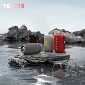 Tragbarer wasserdichter Outdoor Bluetooth Lautsprecher mit TWS kabelloser Verbindung und Sound.