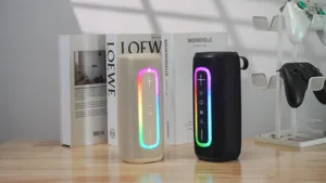 Tragbarer Bluetooth Lautsprecher mit RGB LED Licht Kabelloser Outdoor Subwoofer Sound