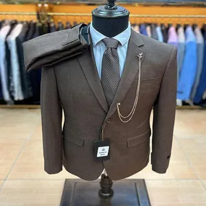 Ανδρικό καφέ κοστούμι σετ slim fit μονόκουμπι επαγγελματικό επίσημο γάμου γαμπριάτικο