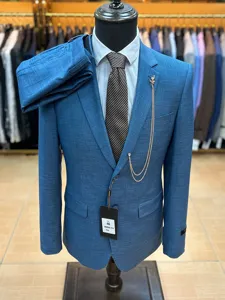 Κουστούμι ανδρικό μπλε slim fit με πουκάμισο και γραβάτα για γάμο και επαγγελματικά.