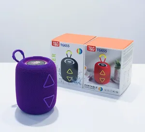 Enceinte Bluetooth sans fil portable avec lumieres colorees et son stereo puissant.