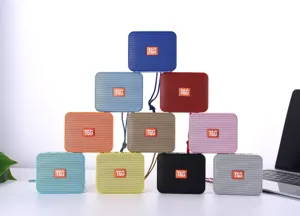 Tragbarer kleiner Bluetooth Lautsprecher kabellos Stereo Outdoor Bass Box buntes Design