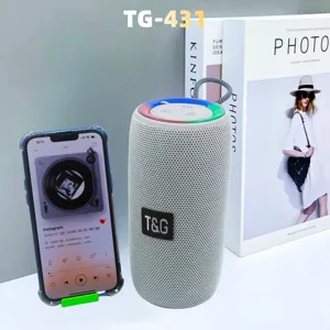 Tragbarer kabelloser Bluetooth-Lautsprecher mit bunter LED-Beleuchtung und starkem Bass.