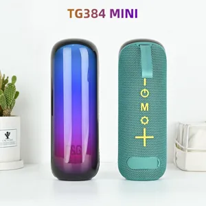 Mini enceinte Bluetooth portable avec lumières LED et connexion TWS pour une musique sans fil.