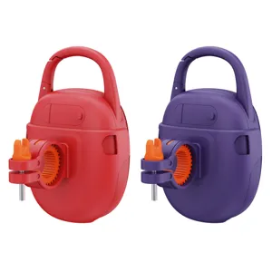 Tragbarer Outdoor-Fahrrad-Bluetooth-Lautsprecher mit Karabiner und Fahrradhalterung.