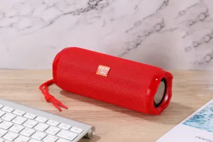 Tragbarer kabelloser Bluetooth-Lautsprecher im Stoffdesign, wasserdicht und TWS-Sound.